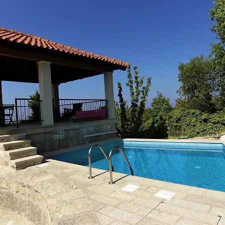 Skylight - Two Bedroom & With Private Swimming Pool, Garden And Sea View